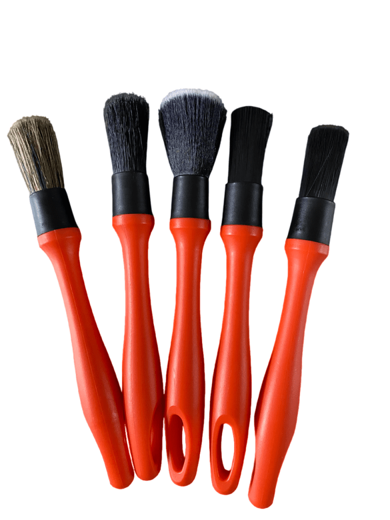 Brochas de detallado automotriz.